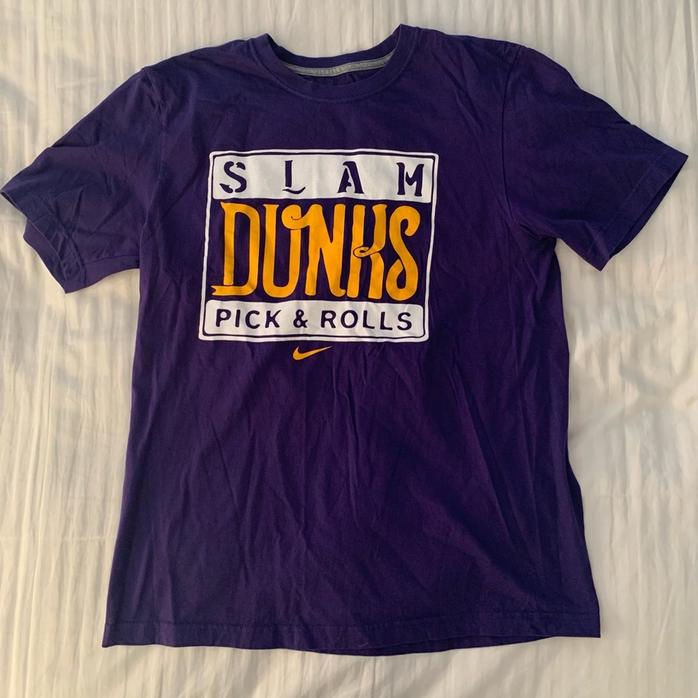 Men’s Nike L Graphic T-shirt